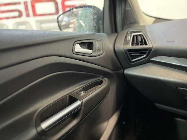 Used Ford Kuga 2018 for sale - 76333971: Photo 27