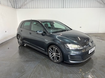 Used Volkswagen Golf 2016 for sale - 78401143: Photo