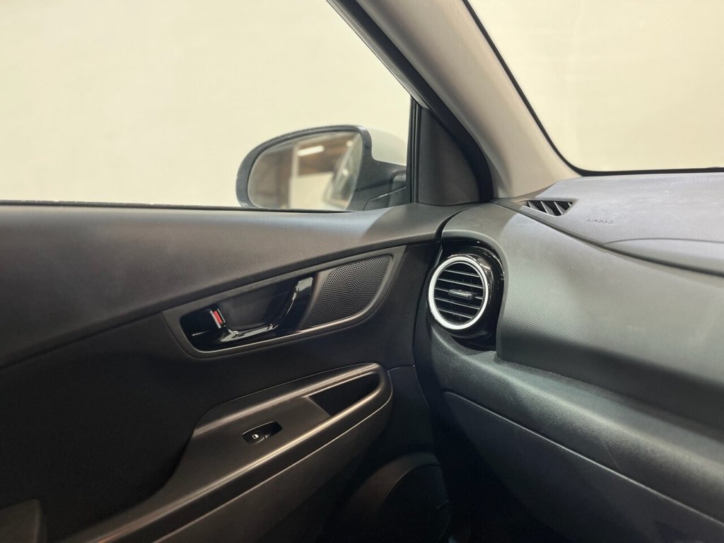 Used Hyundai KONA 2020 for sale - 77879733: Photo 31