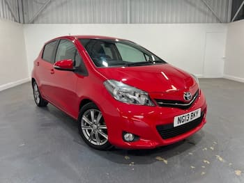 Used Toyota Yaris 2013 for sale - 79695051: Photo