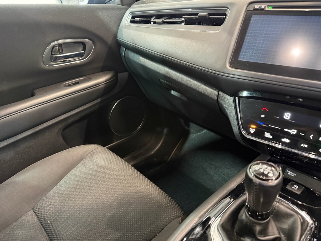 Used Honda HR-V 2017 for sale - 77936106: Photo 19