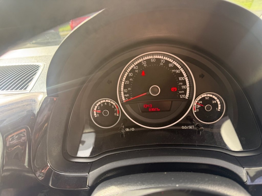 Used Volkswagen up! 2014 for sale - 77880258: Photo 9