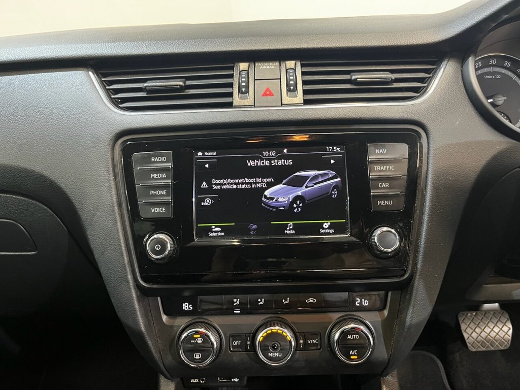 Used Skoda Octavia 2017 for sale - 76973123: Photo 15