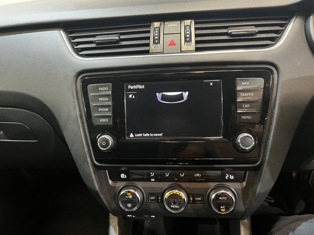 Used Skoda Octavia 2017 for sale - 76973123: Photo 17