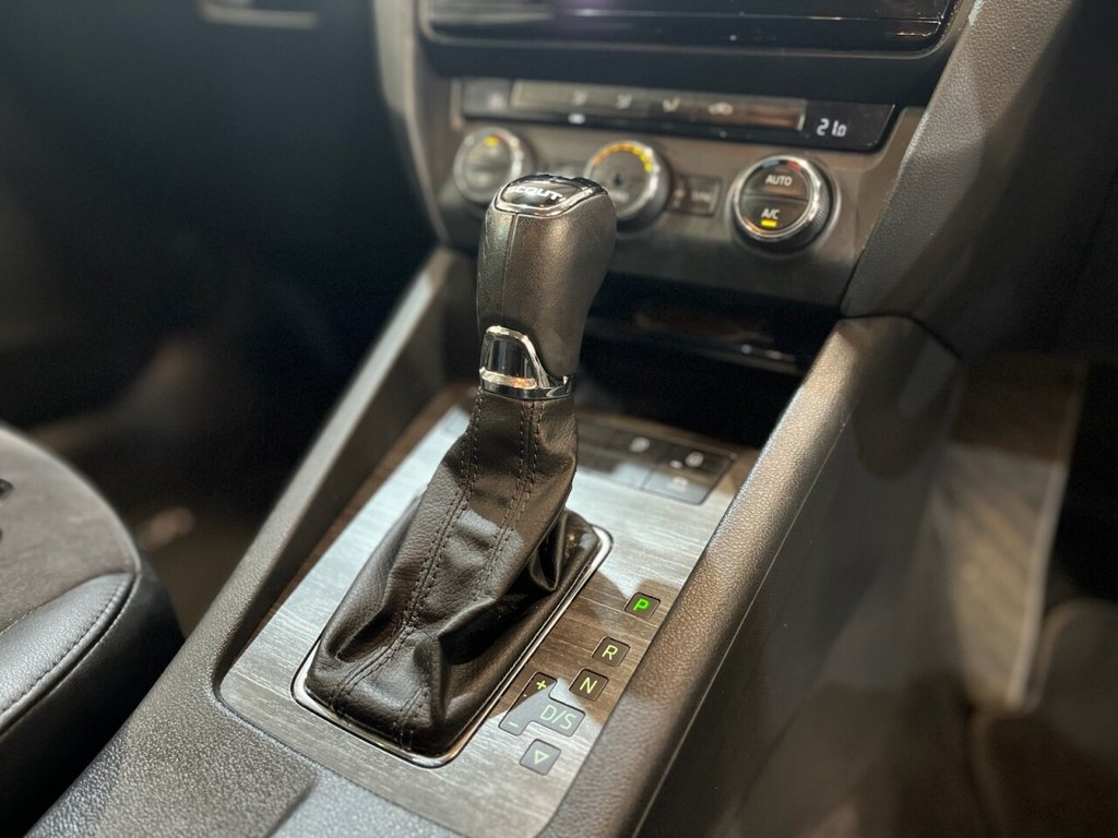 Used Skoda Octavia 2017 for sale - 76973123: Photo 8