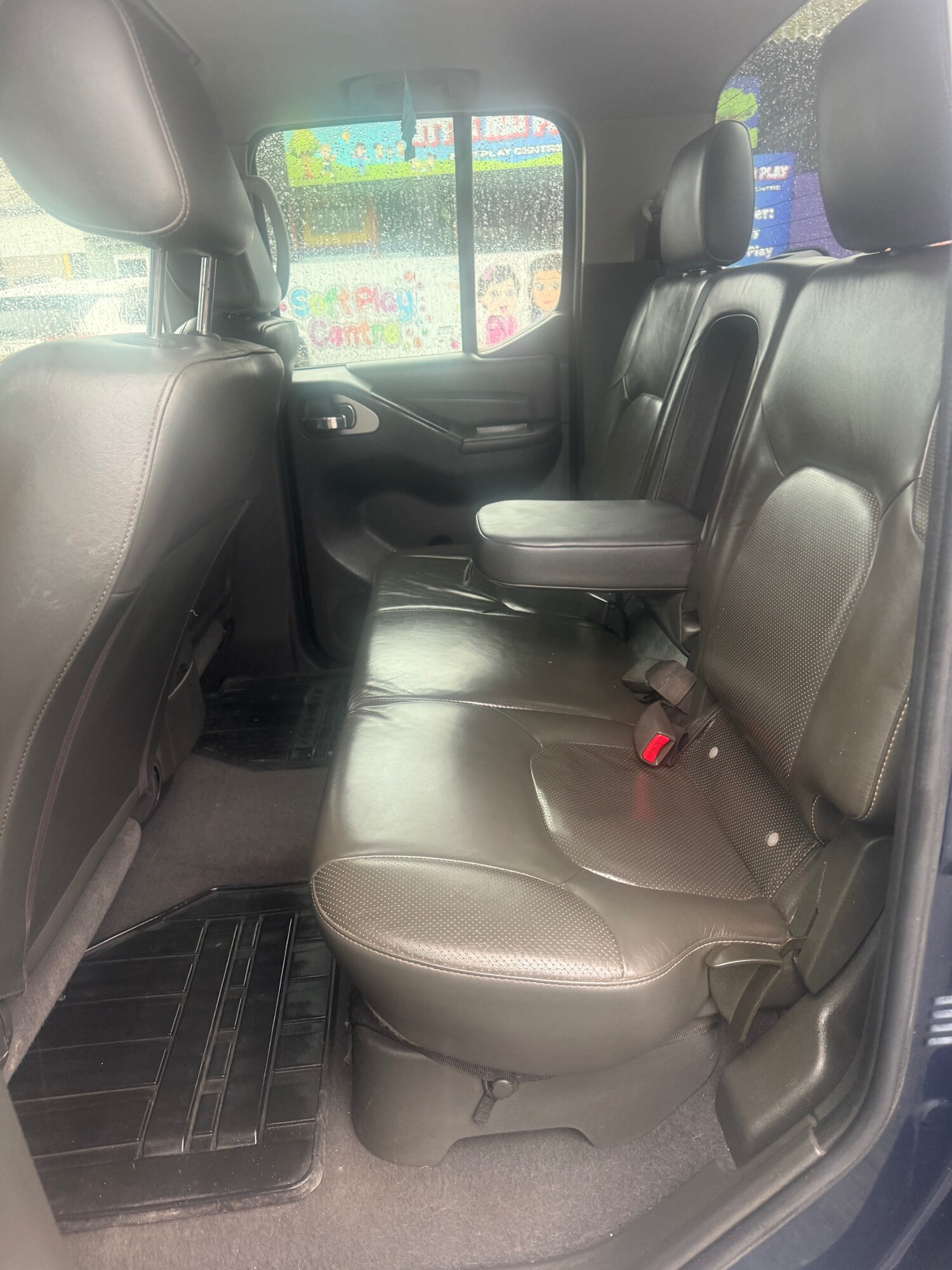 Used Nissan Navara 2011 for sale - 77678910: Photo 17