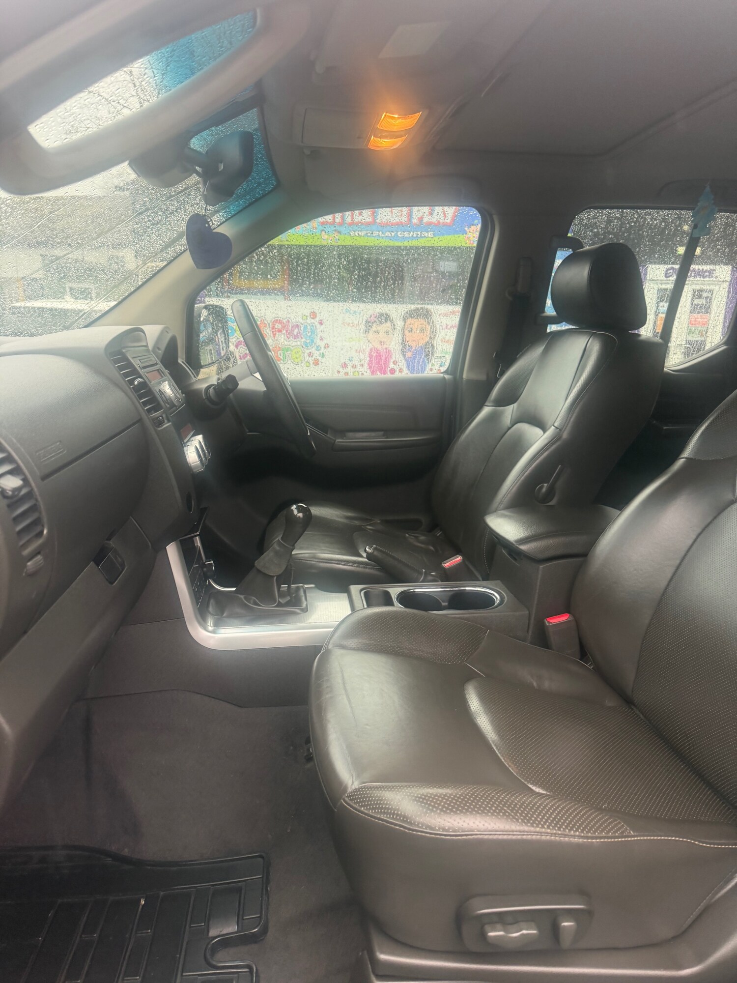 Used Nissan Navara 2011 for sale - 77678910: Photo 19