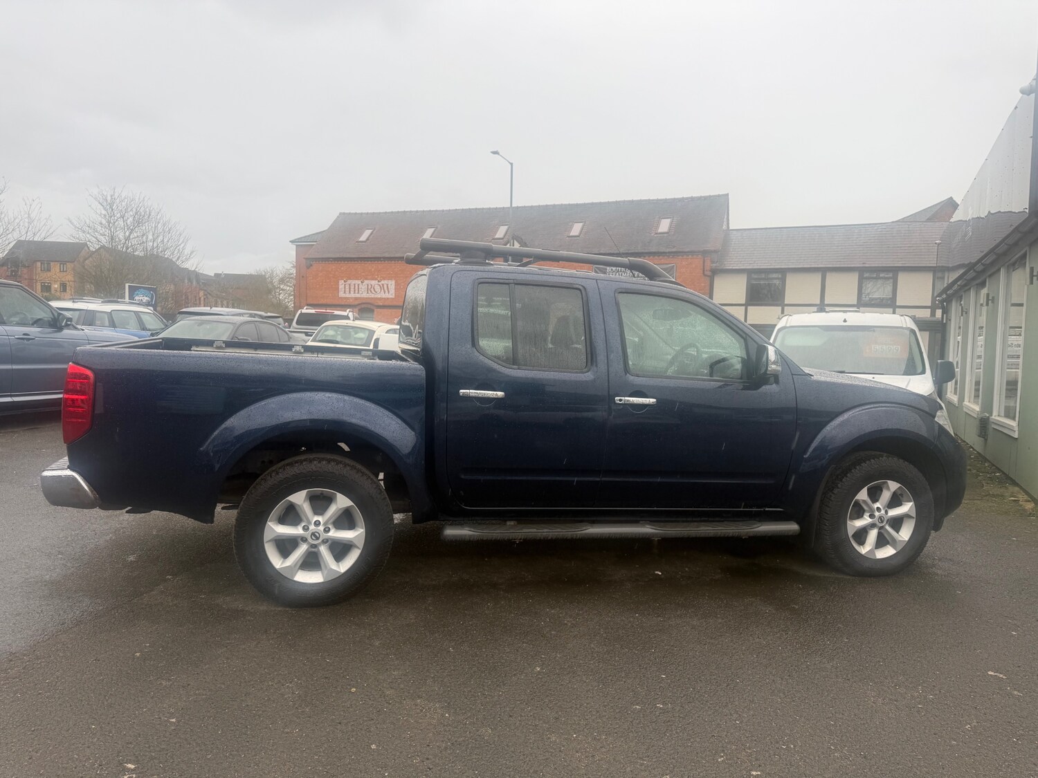 Used Nissan Navara 2011 for sale - 77678910: Photo 22