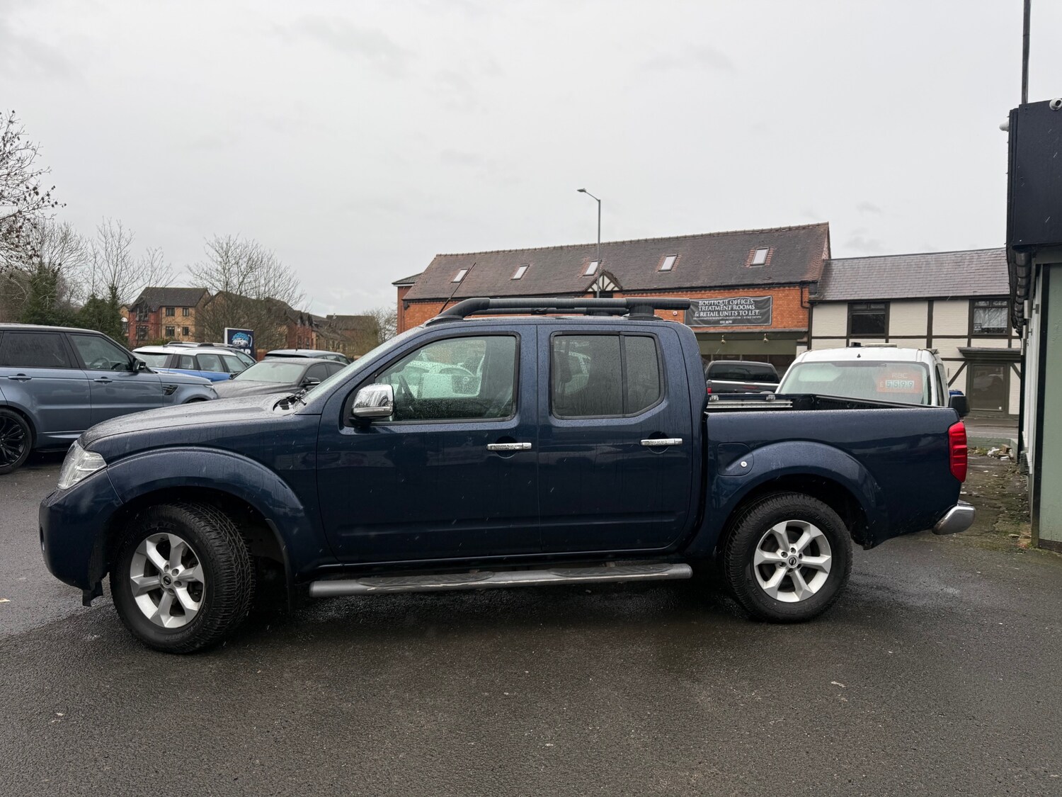 Used Nissan Navara 2011 for sale - 77678910: Photo 3
