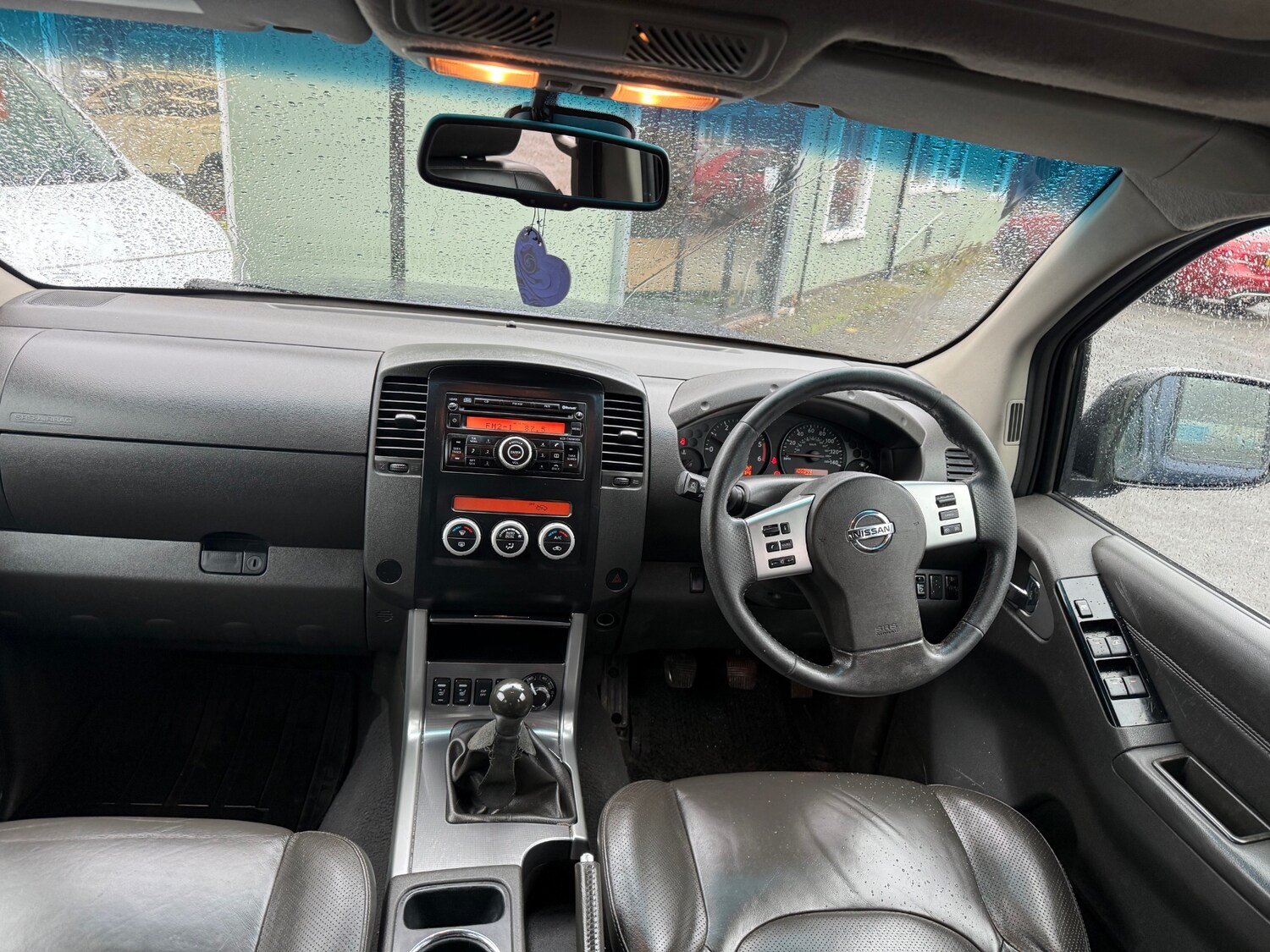 Used Nissan Navara 2011 for sale - 77678910: Photo 8