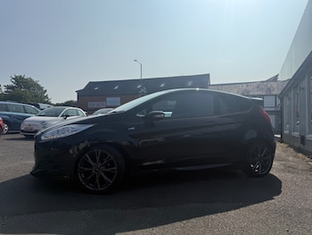 Used Ford Fiesta 2017 for sale - 75593156: Photo