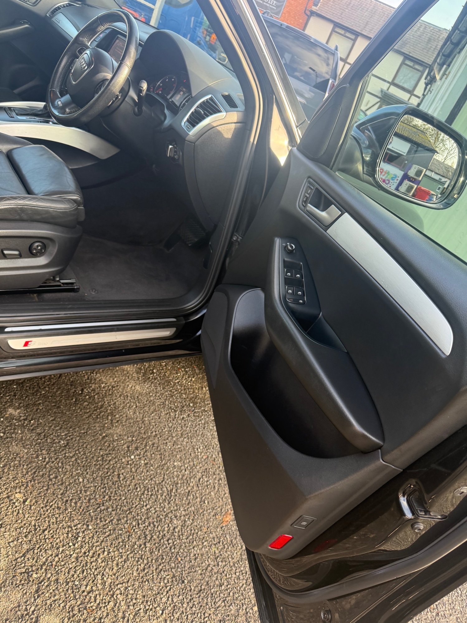 Used Audi Q5 2010 for sale - 76580082: Photo 18