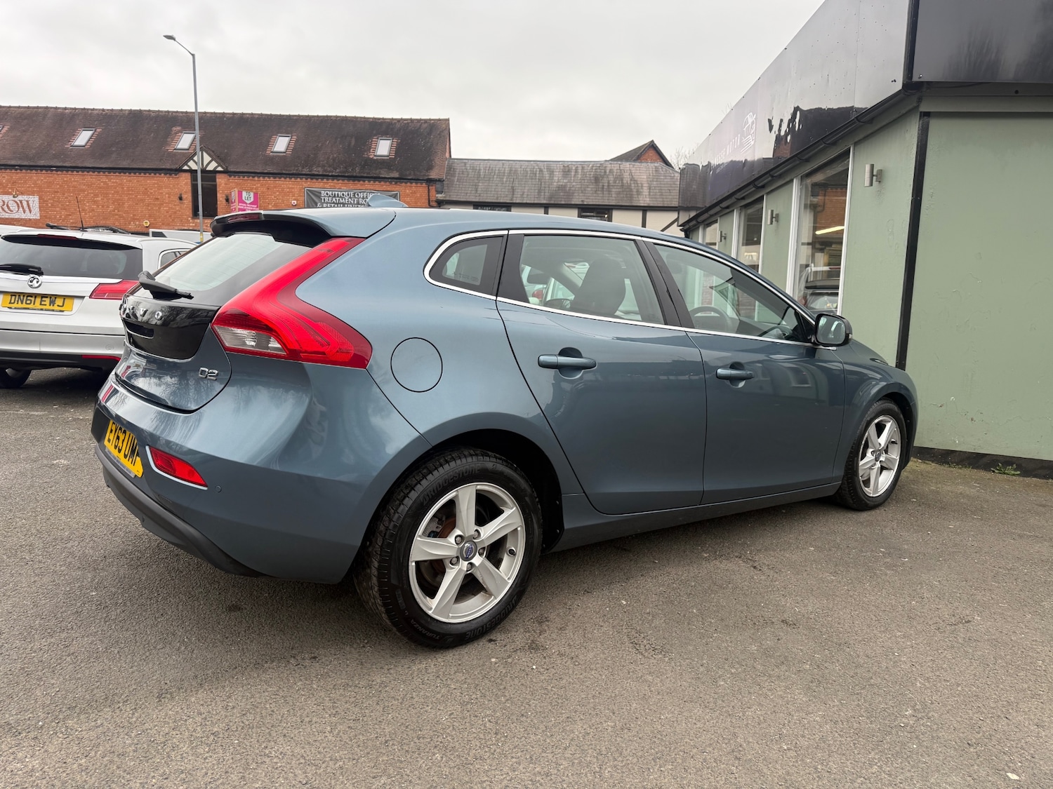Used Volvo V40 2013 for sale - 77888479: Photo 12