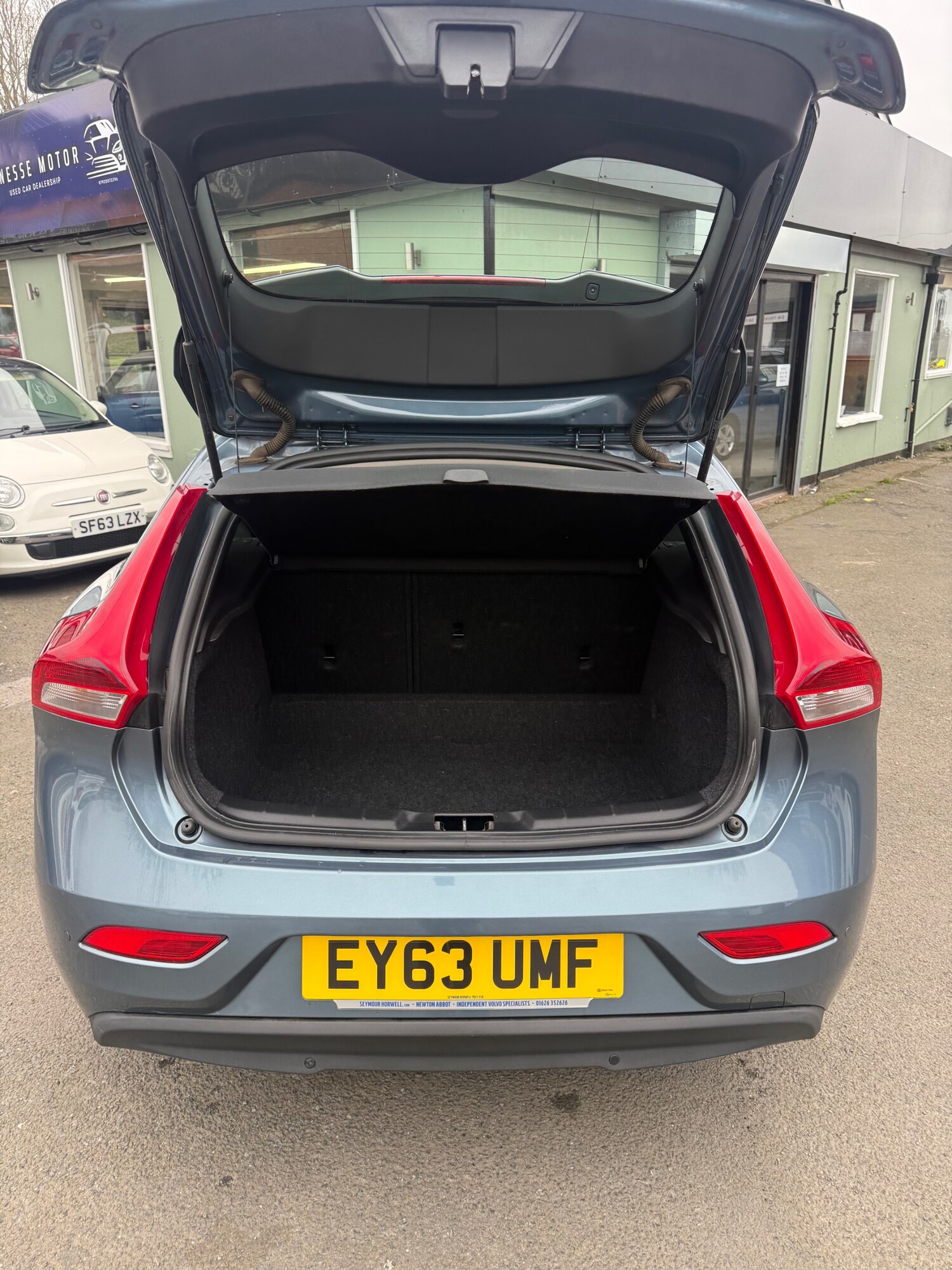 Used Volvo V40 2013 for sale - 77888479: Photo 20