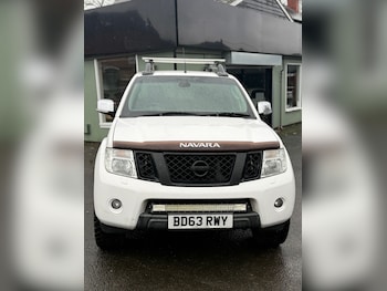 Used Nissan Navara 2013 for sale - 77475661: Photo