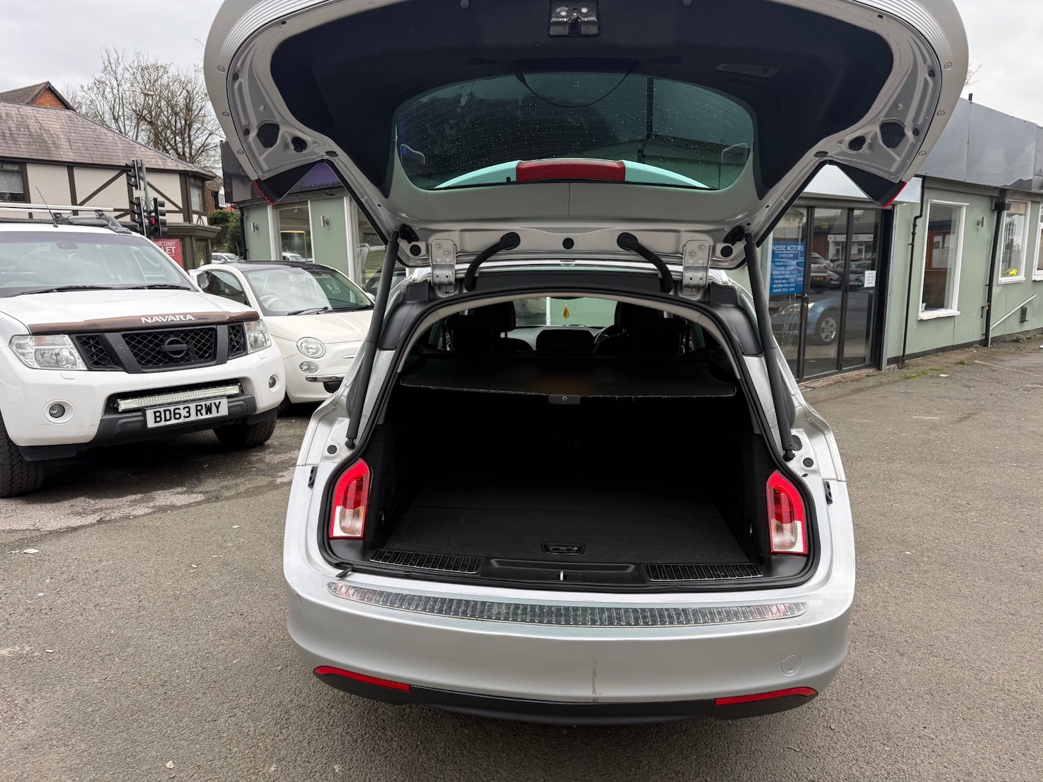 Used Vauxhall Insignia 2011 for sale - 77888791: Photo 22