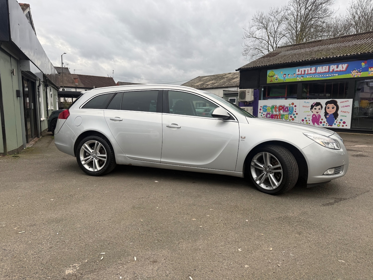 Used Vauxhall Insignia 2011 for sale - 77888791: Photo 7