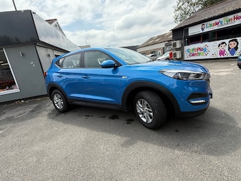 Used Hyundai TUCSON 2017 for sale - 76565152: Photo