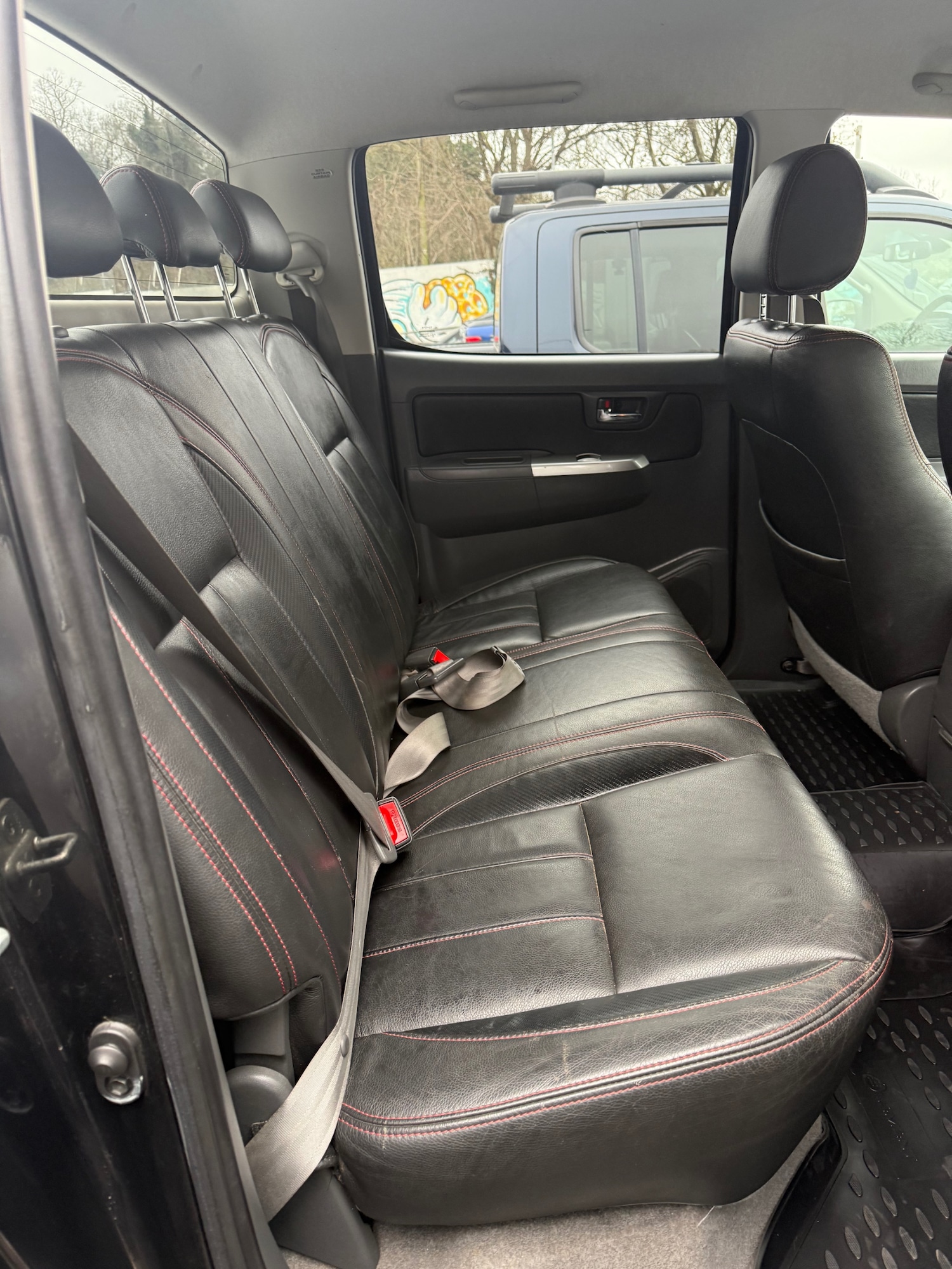 Used Toyota Hilux 2012 for sale - 77475738: Photo 19