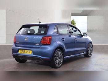 Used Volkswagen Polo 2015 for sale - 79255230: Photo