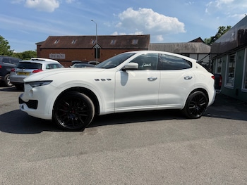 Used Maserati Levante 2017 for sale - 78532628: Photo