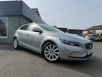 Used Volvo V40 undefined for sale - 77888901: Photo