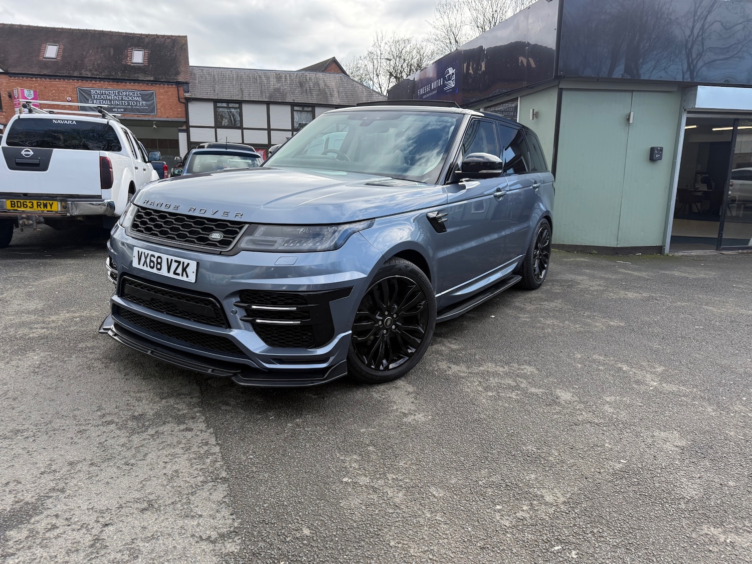 Used Land Rover Range Rover Sport 2018 for sale - 77701383: Photo 2