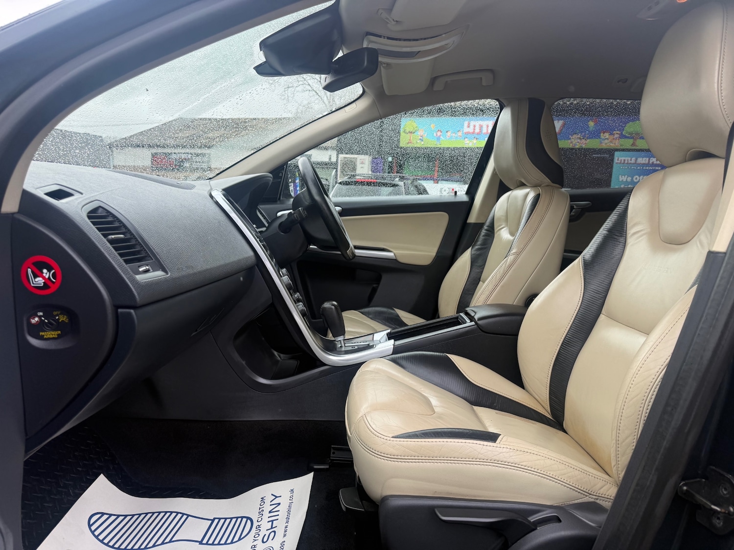 Used Volvo XC60 2012 for sale - 77873718: Photo 16