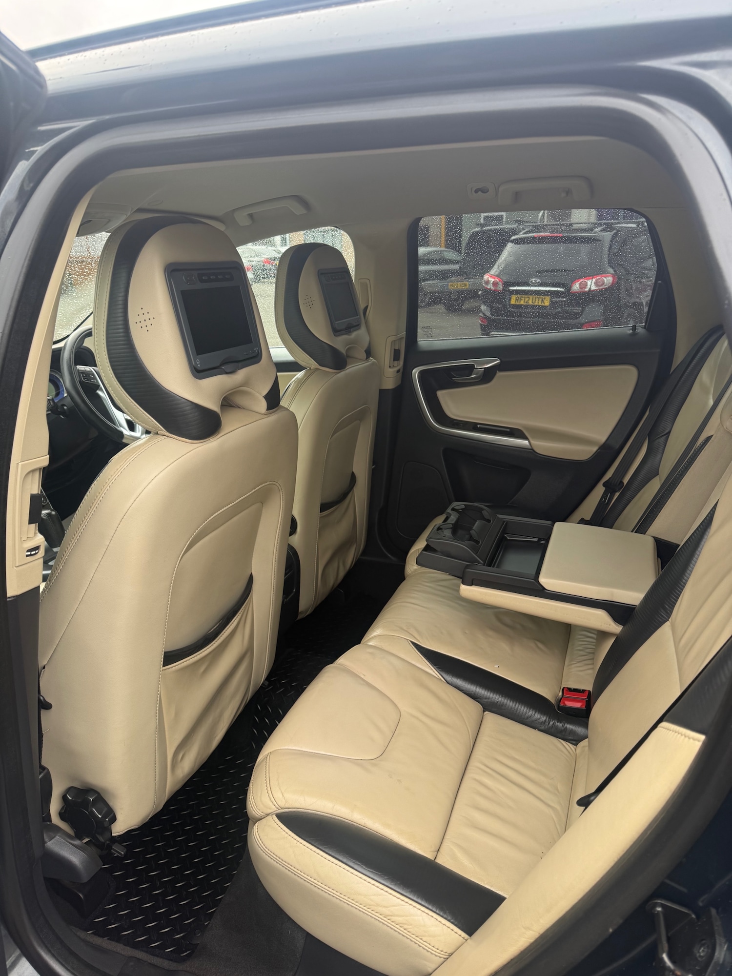 Used Volvo XC60 2012 for sale - 77873718: Photo 17