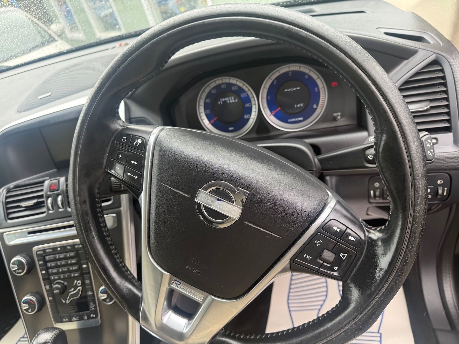 Used Volvo XC60 2012 for sale - 77873718: Photo 26