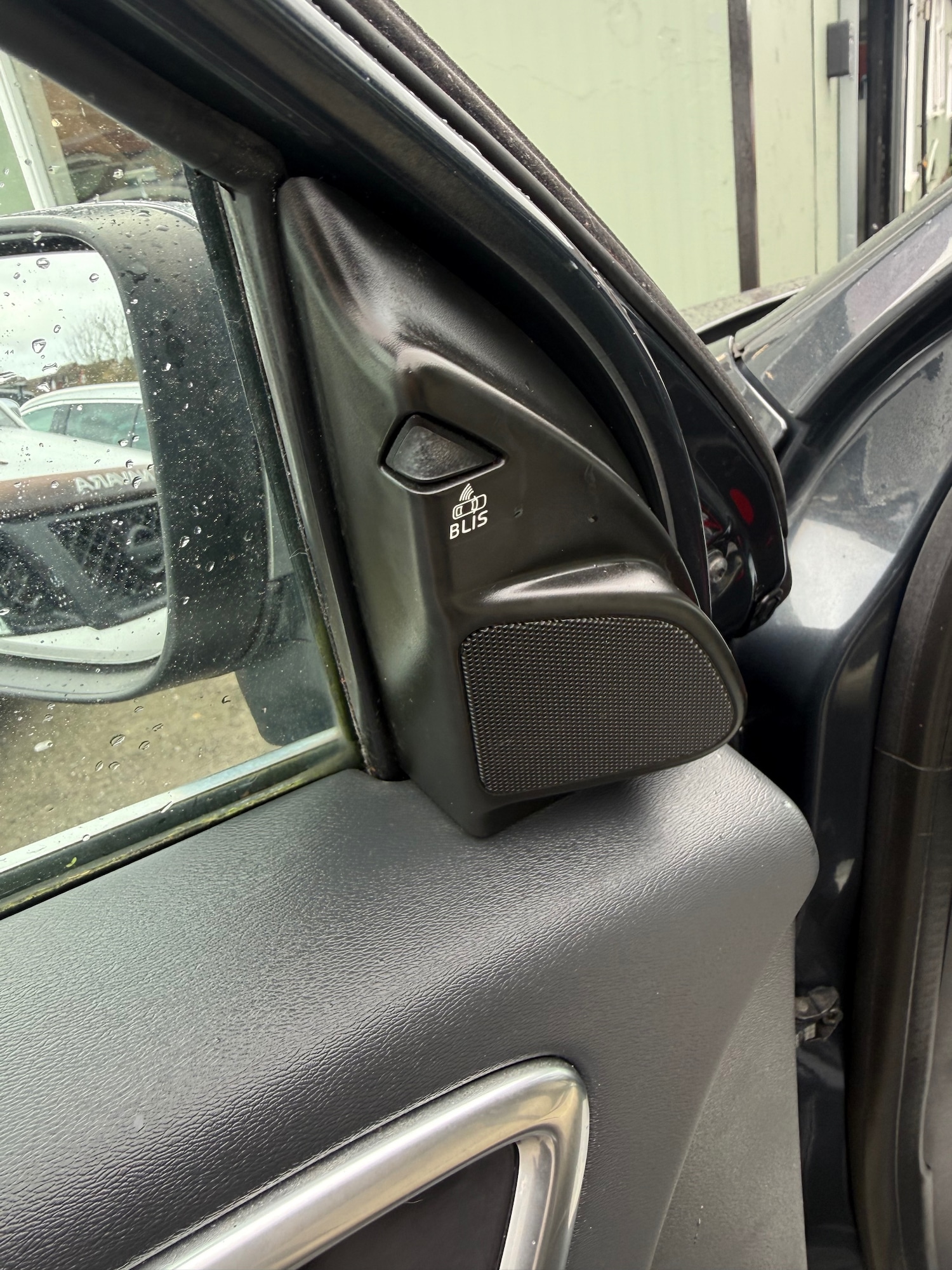 Used Volvo XC60 2012 for sale - 77873718: Photo 30