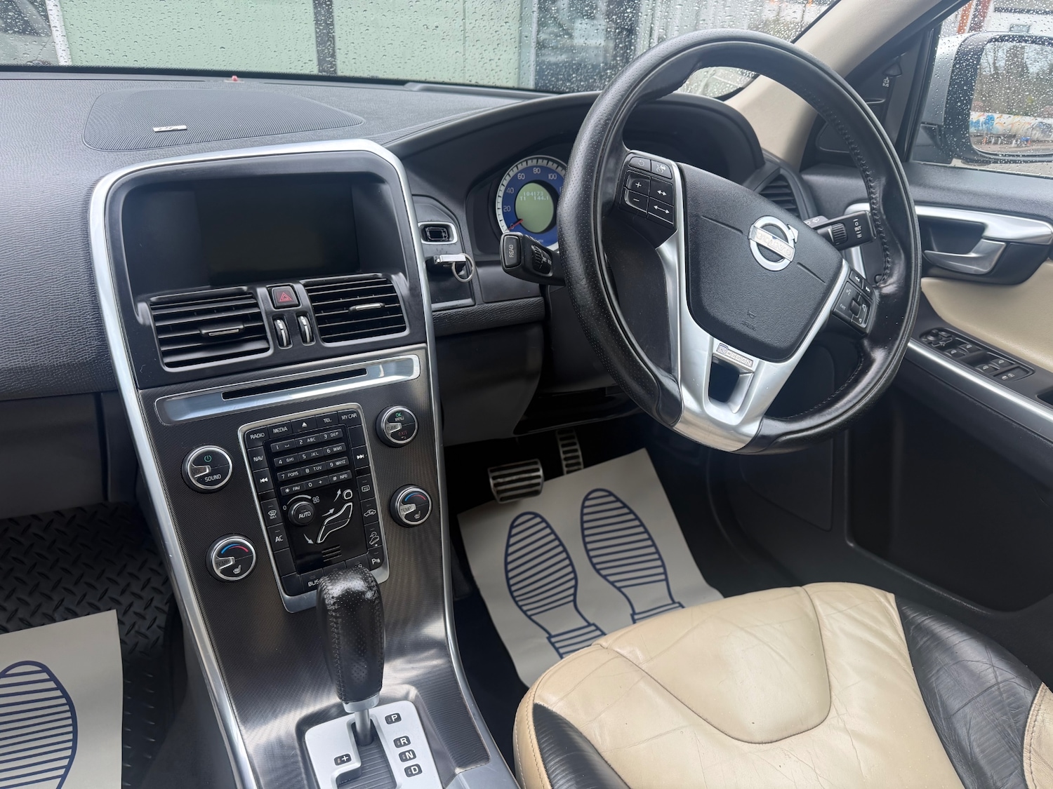 Used Volvo XC60 2012 for sale - 77873718: Photo 31