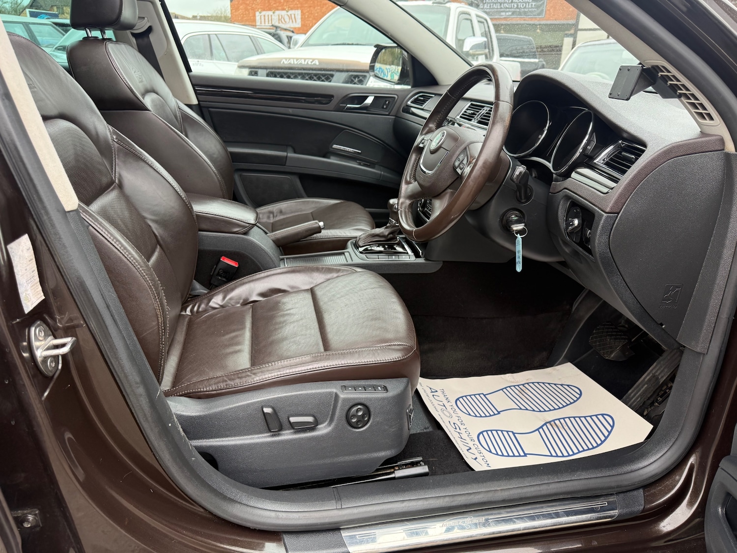 Used Skoda Superb 2012 for sale - 77877199: Photo 28