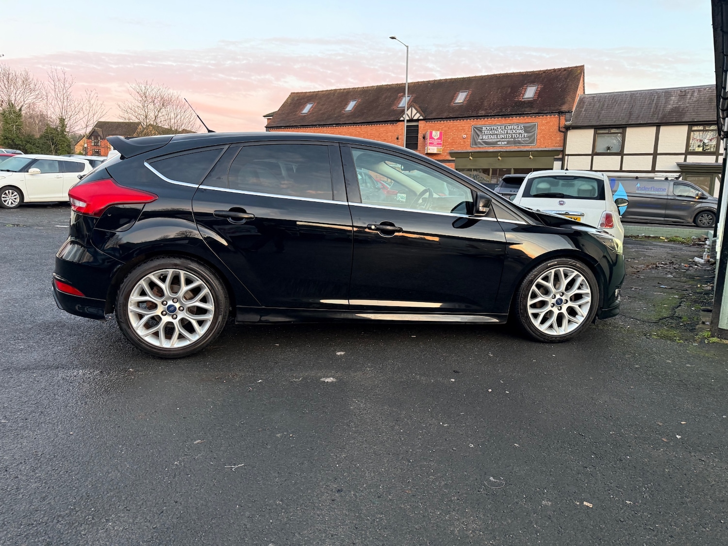 Used Ford Focus 2016 for sale - 76982605: Photo 10
