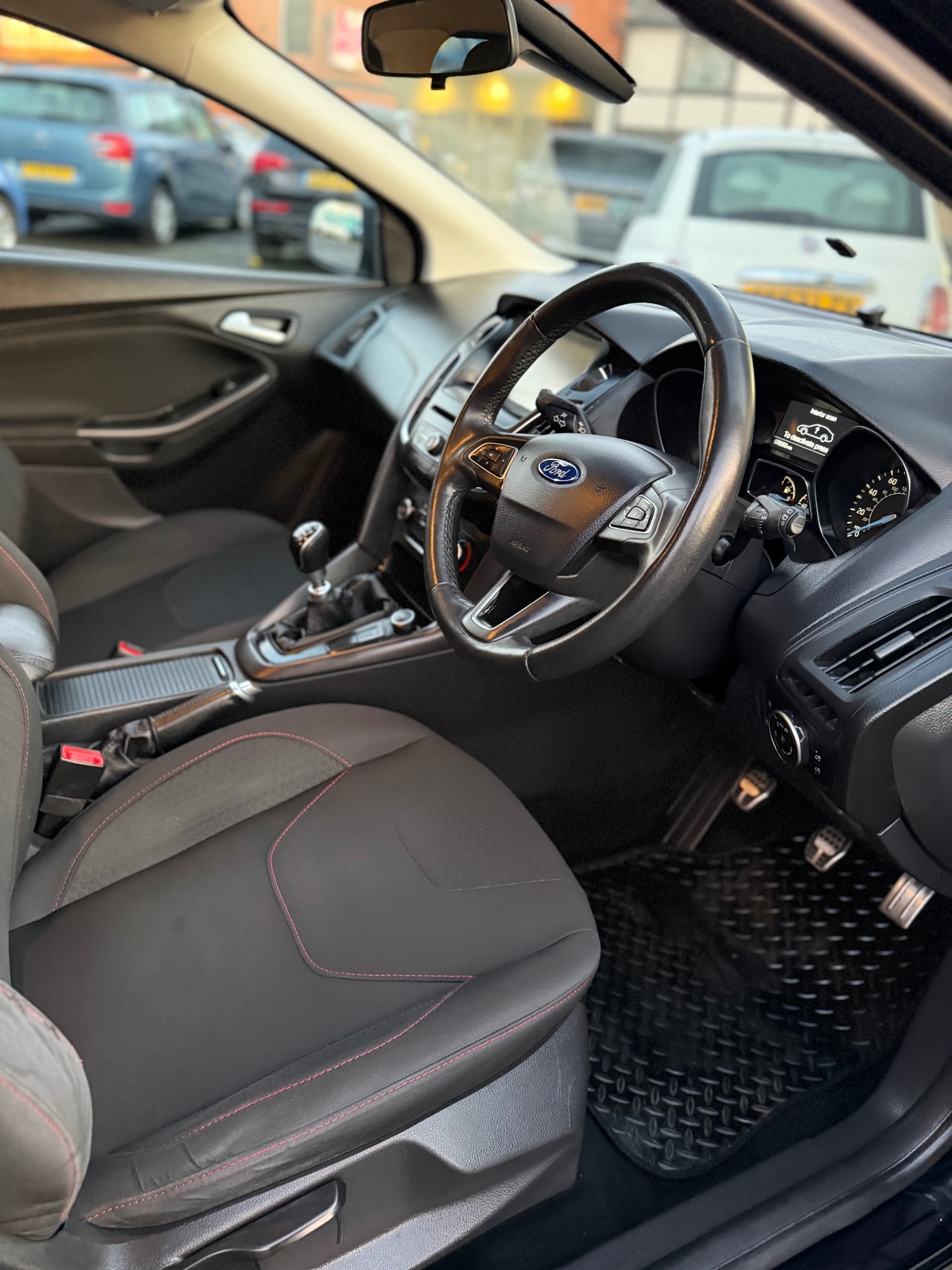 Used Ford Focus 2016 for sale - 76982605: Photo 27