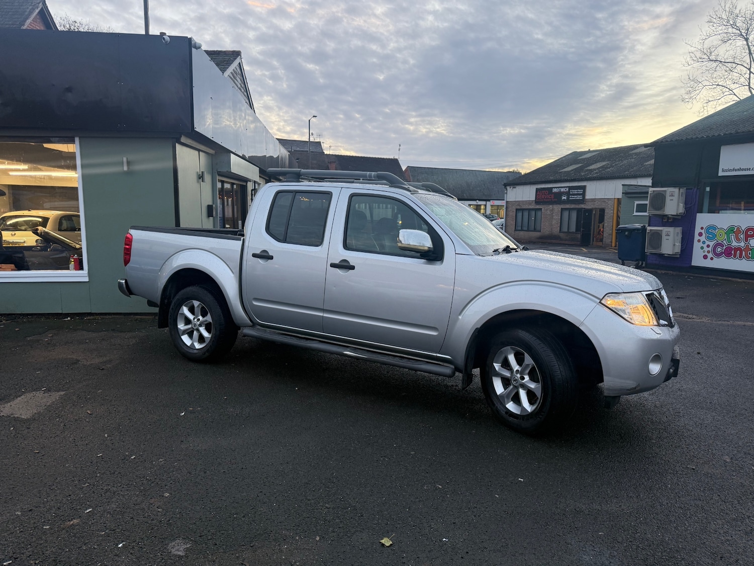 Used Nissan Navara 2015 for sale - 76762589: Photo 5