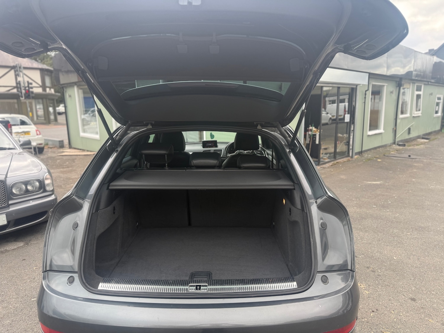 Used Audi Q3 2012 for sale - 76232148: Photo 14