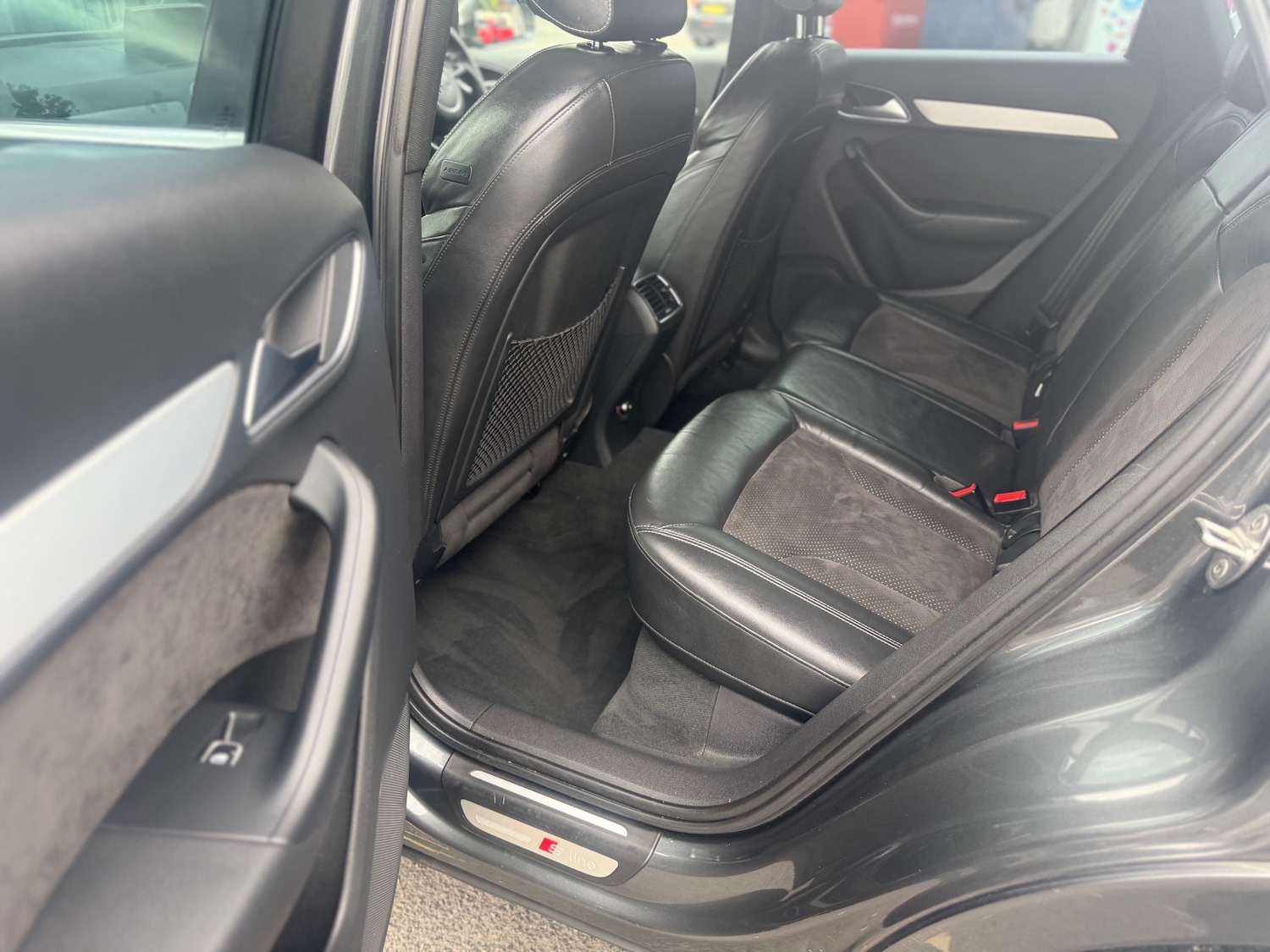 Used Audi Q3 2012 for sale - 76232148: Photo 17