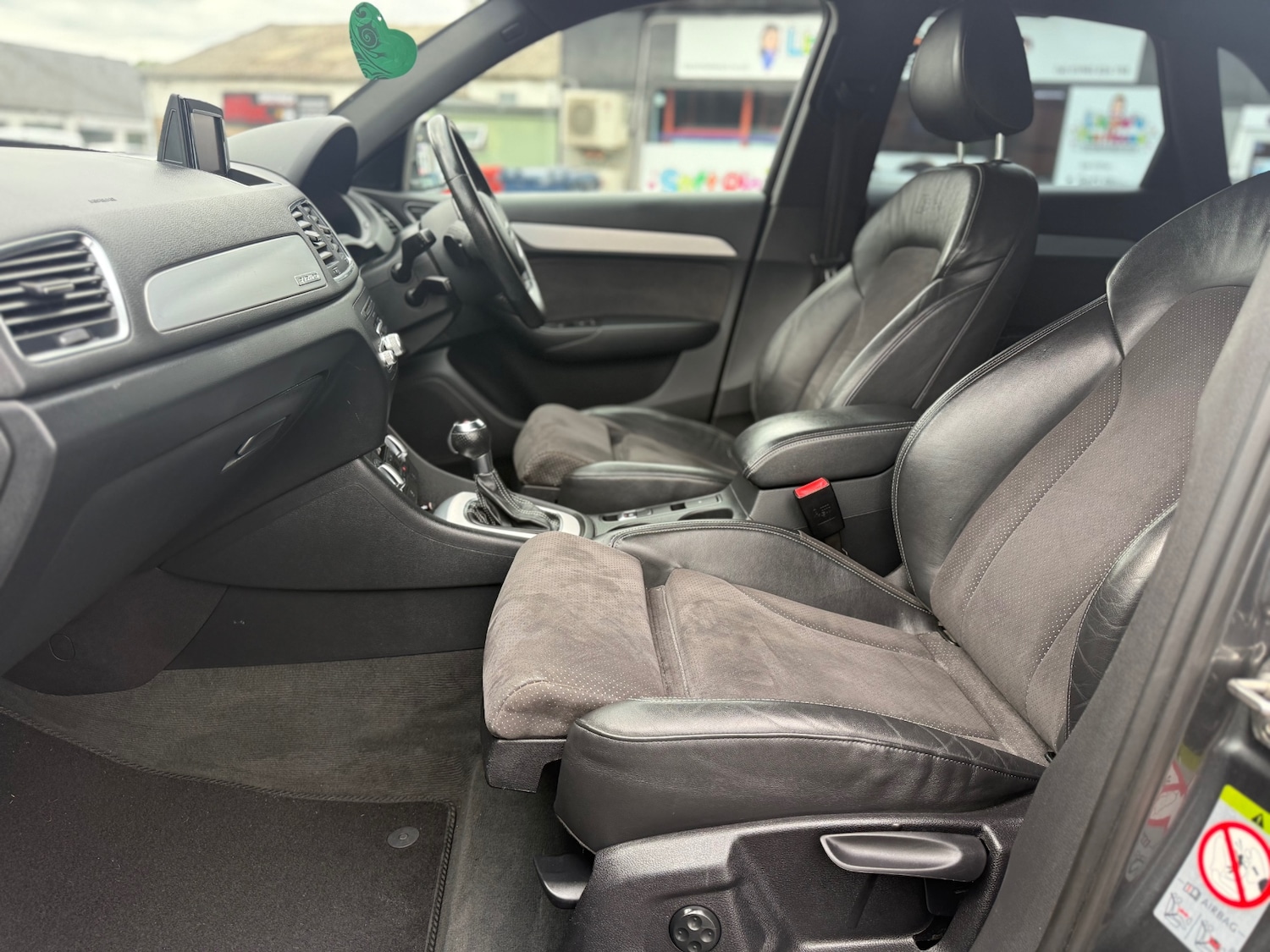 Used Audi Q3 2012 for sale - 76232148: Photo 20