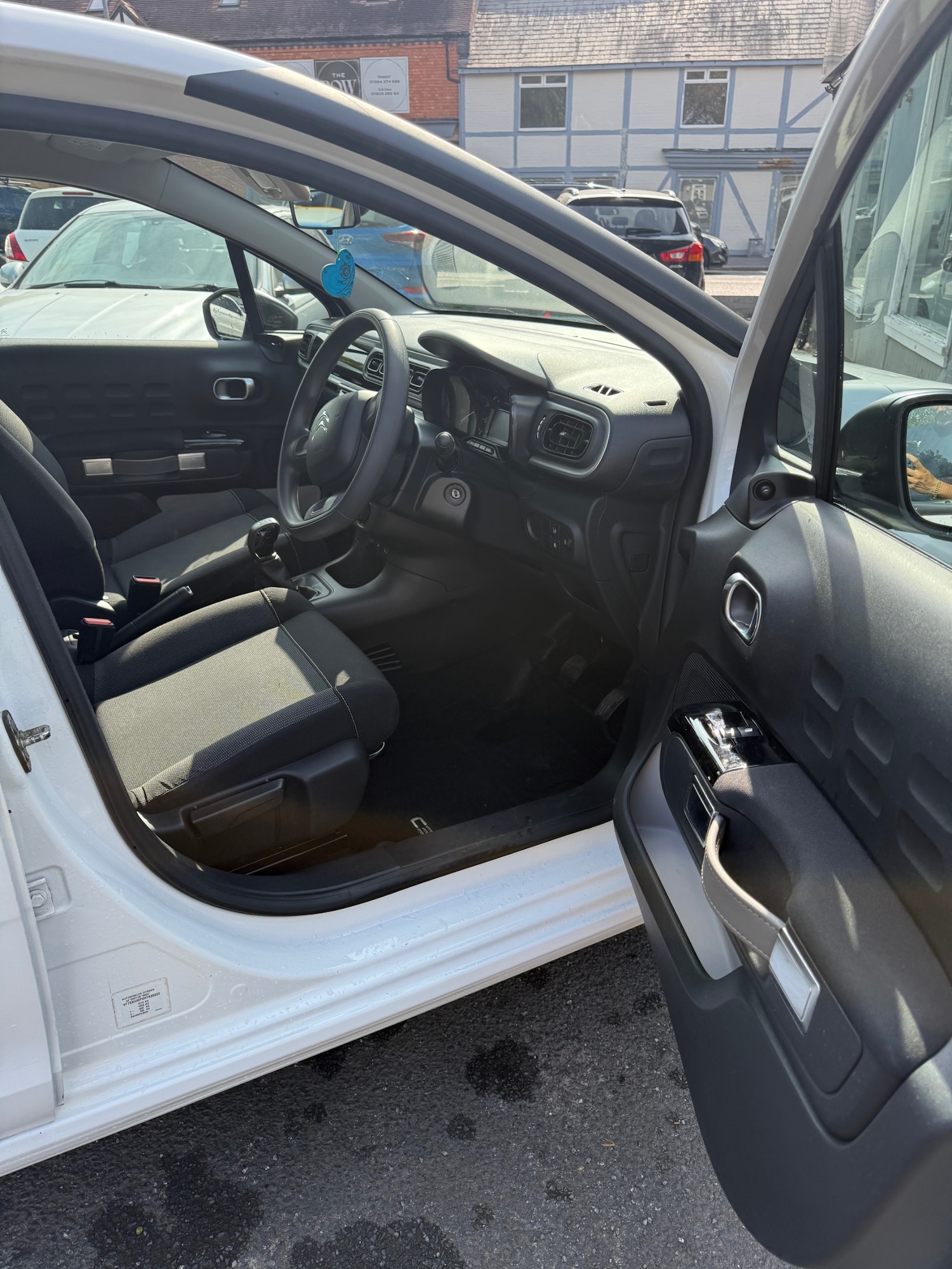 Vehicle 21