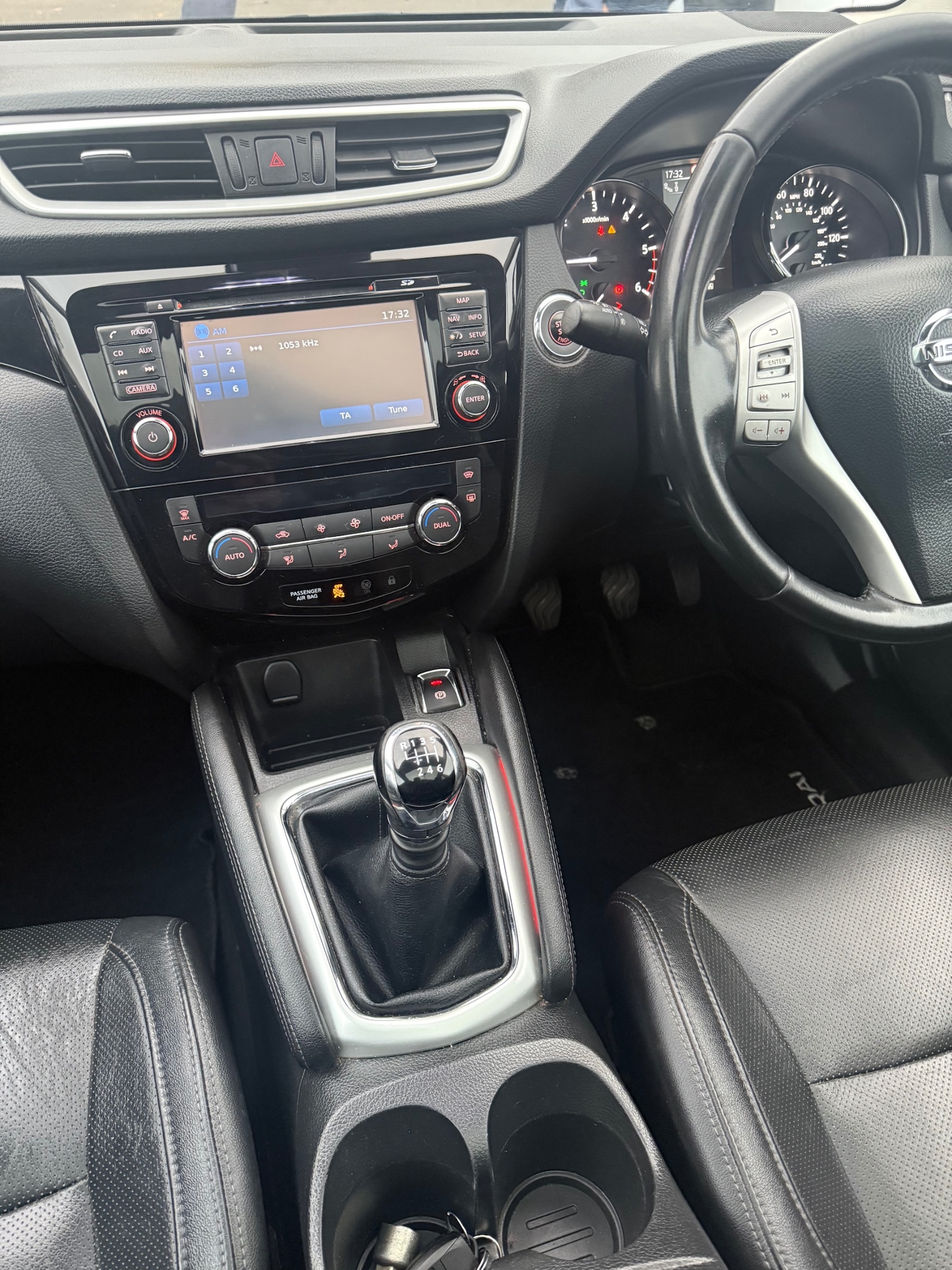 Used Nissan Qashqai 2015 for sale - 76305847: Photo 18