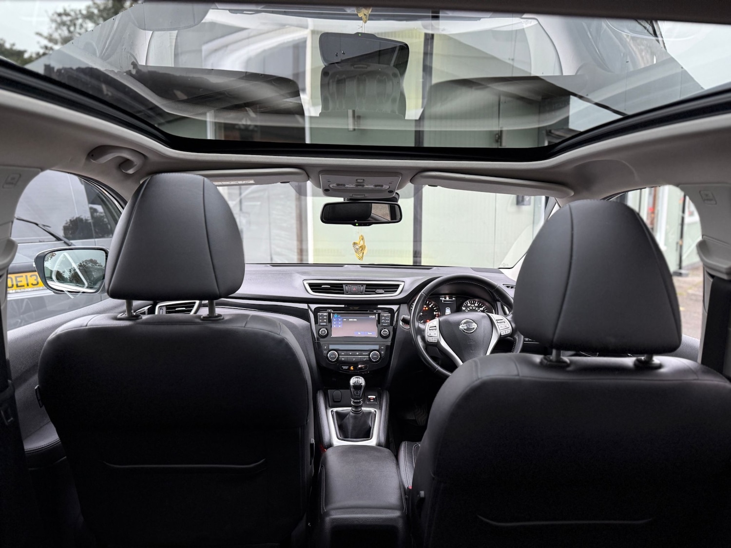 Used Nissan Qashqai 2015 for sale - 76305847: Photo 8