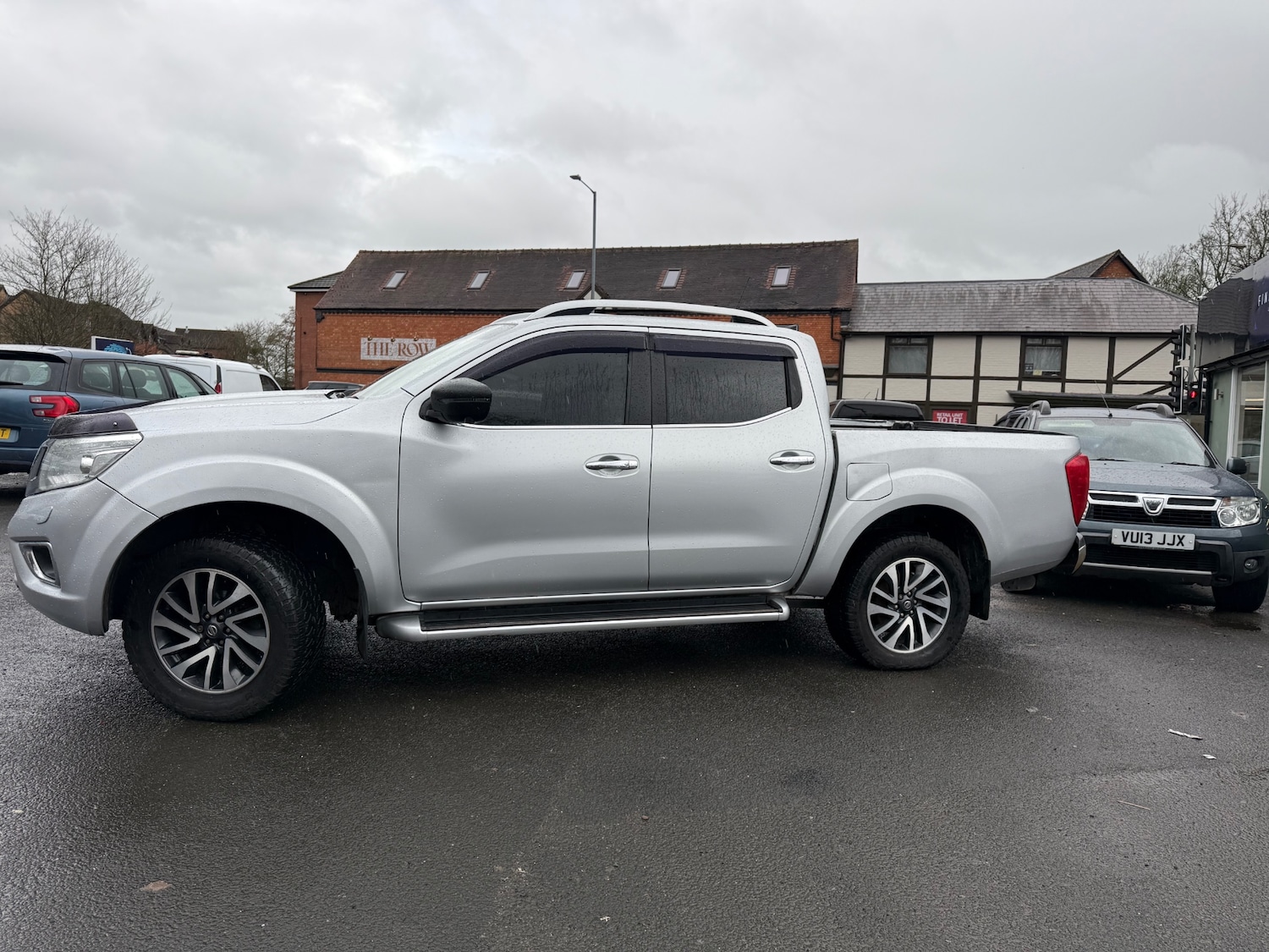 Used Nissan Navara 2016 for sale - 77476451: Photo 5
