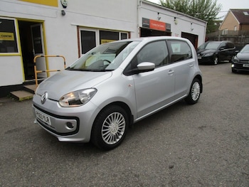 Used Volkswagen up! 2014 for sale - 76236114: Photo 3