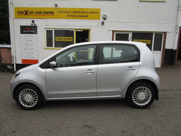 Used Volkswagen up! 2014 for sale - 76236114: Photo 4