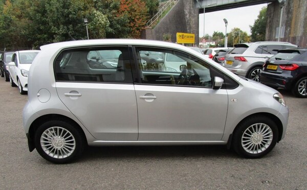 Used Volkswagen up! 2014 for sale - 76236114: Photo 8