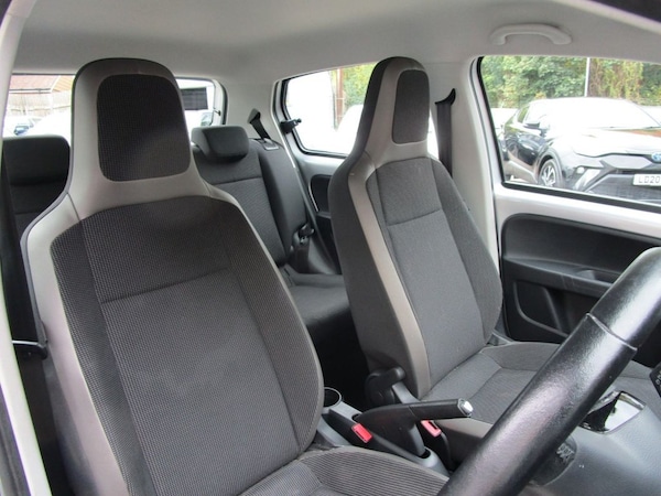 Used Volkswagen up! 2014 for sale - 76236114: Photo 9