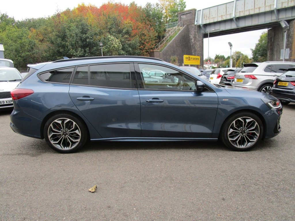 Used Ford Focus 2022 for sale - 76256443: Photo 8