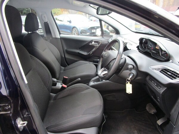 Used Peugeot 208 2018 for sale - 76279983: Photo 9