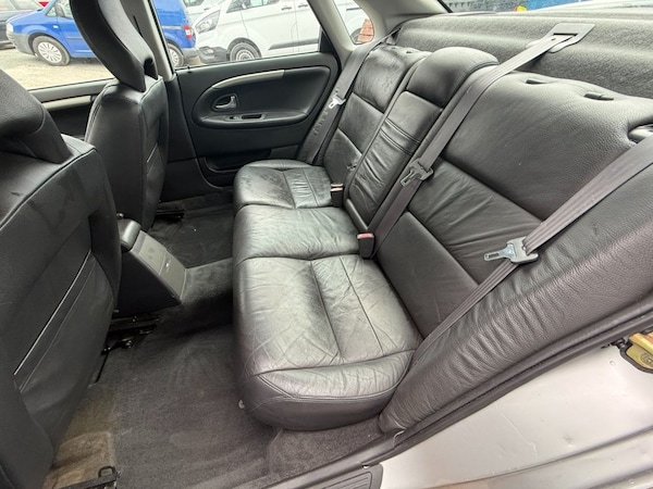 Used Volvo S40 2002 for sale - 76223827: Photo 10